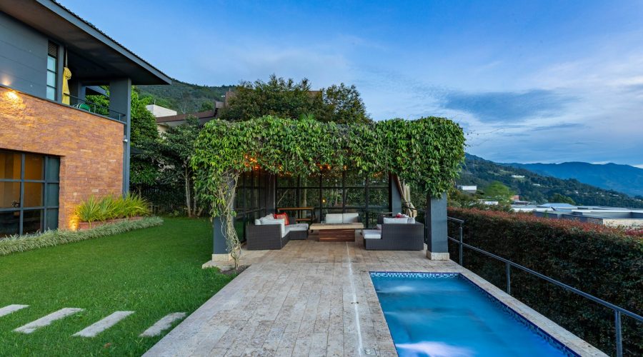 choisir le meilleur bois pour sa terrasse piscine bois